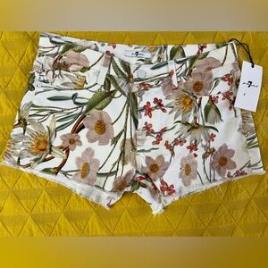 NWT 7 for all mankind floral Jean shorts. Size 27.